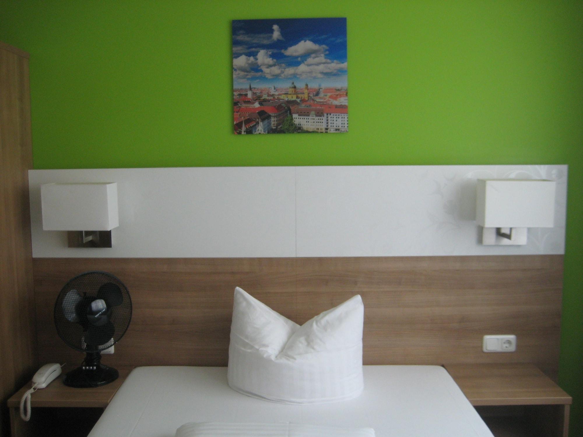 Hotel S16 Monaco di Baviera Esterno foto